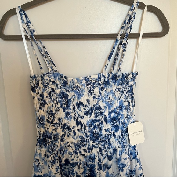 NEW Altar’d State Blue Floral Maxi Dress Size Large NWT - Picture 6 of 8